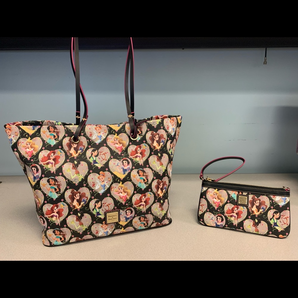 Dooney & Bourke Princess tote and wristlet 👸🏻👑